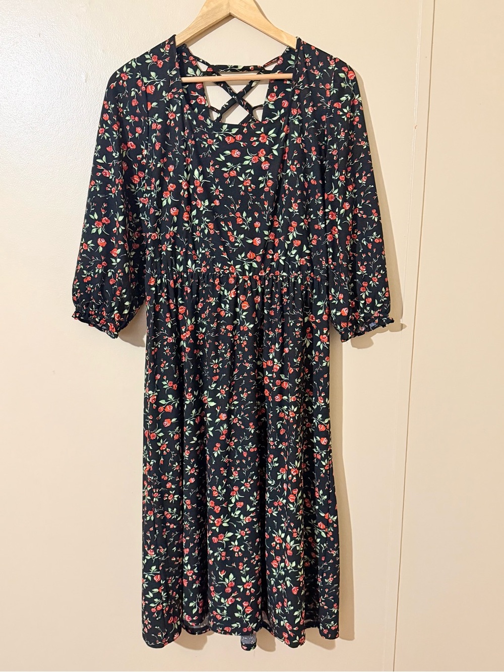 Black Floral Midi Dress with Crisscross Back, Elastic on waist. Size L - Picture 2 of 13